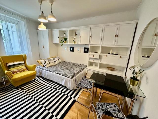 Peony Kaldy Apartman Free Garage Under The House Budapest Exterior photo